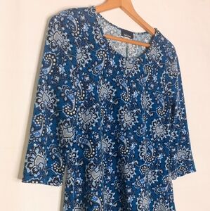 Basic Edition Medium Paisley Blue Handkerchief Hem Soft Stretch Blouse Women's